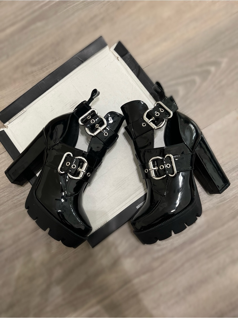 Fashion Nova Chunky Platform Booties Buckle Heels - Black Patent Size 8